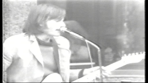 Thumbnail for Orkester spiller som optakt til revy (revy 1977, &quot;Åbent Hus&quot;)