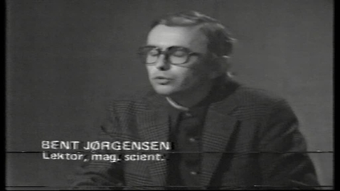 Thumbnail for TV-Avis på baggrund af artikel i Politiken om RUC med titlen &quot;Et snabel dyr i statskassen&quot; af Jette Panduro
