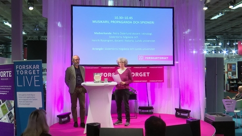 Thumbnail for Petra Garberding och Henrik Rosengren på Forskartorget