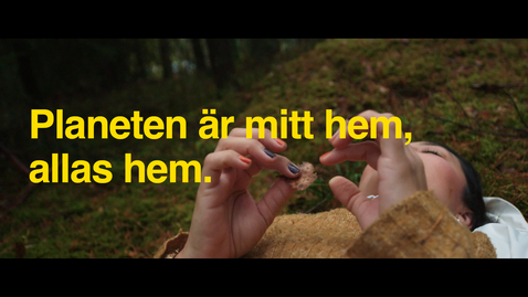Thumbnail for Hur kan vi leva i harmoni med planeten? Julianas väg från studier till forskning inom hållbarhet.