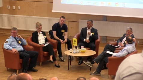 Thumbnail for Ledarskap inom polisen - Forskare möter praktiker. Panel förmiddag